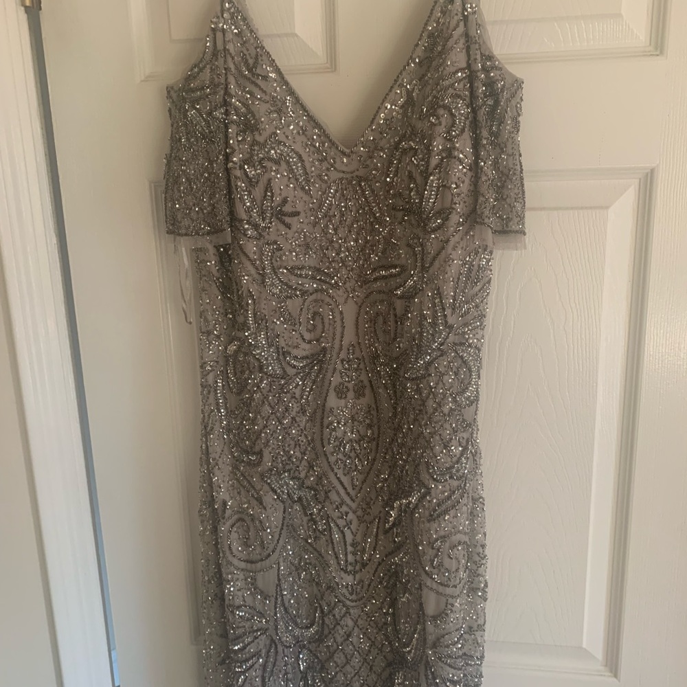 Aidan Mattox beautifully beaded dress new with tags size 14